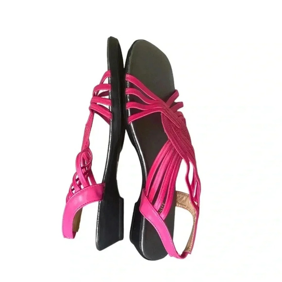 ANGEL STEPS | Patty Fuchsia Slingback Low Wedge Sandal Sizes 8 & 9 - Picture 6 of 7